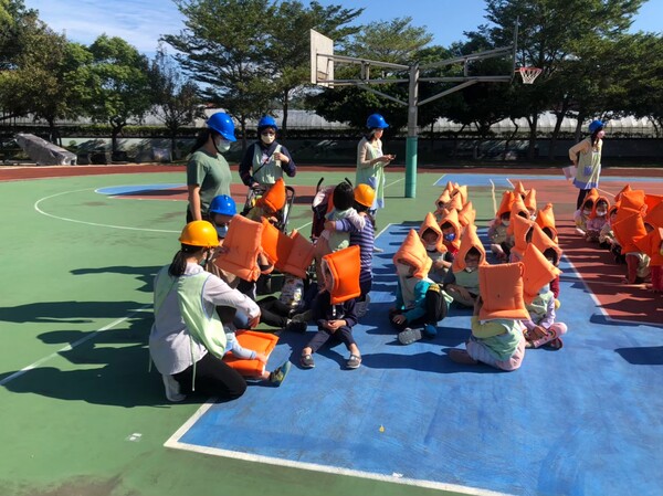20211116山腳國小二訪