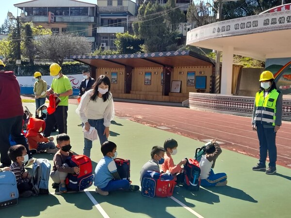 20211116山腳國小二訪