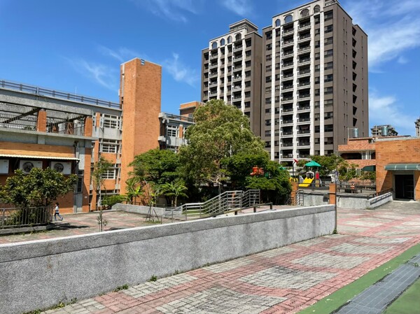 20210407訪視大有國小防災基礎建置