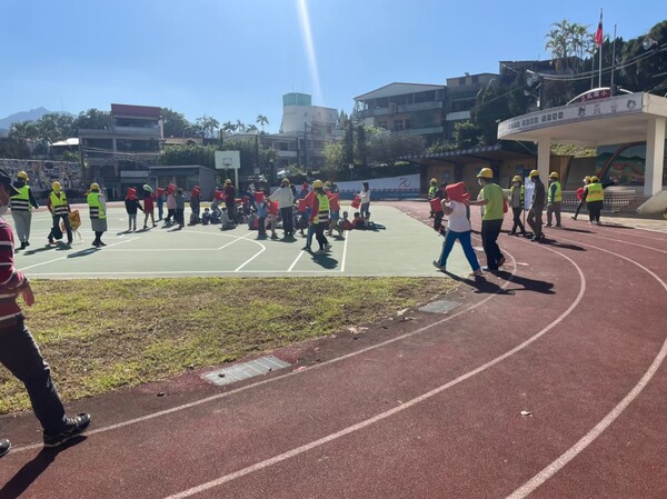 20211111三民國小二訪